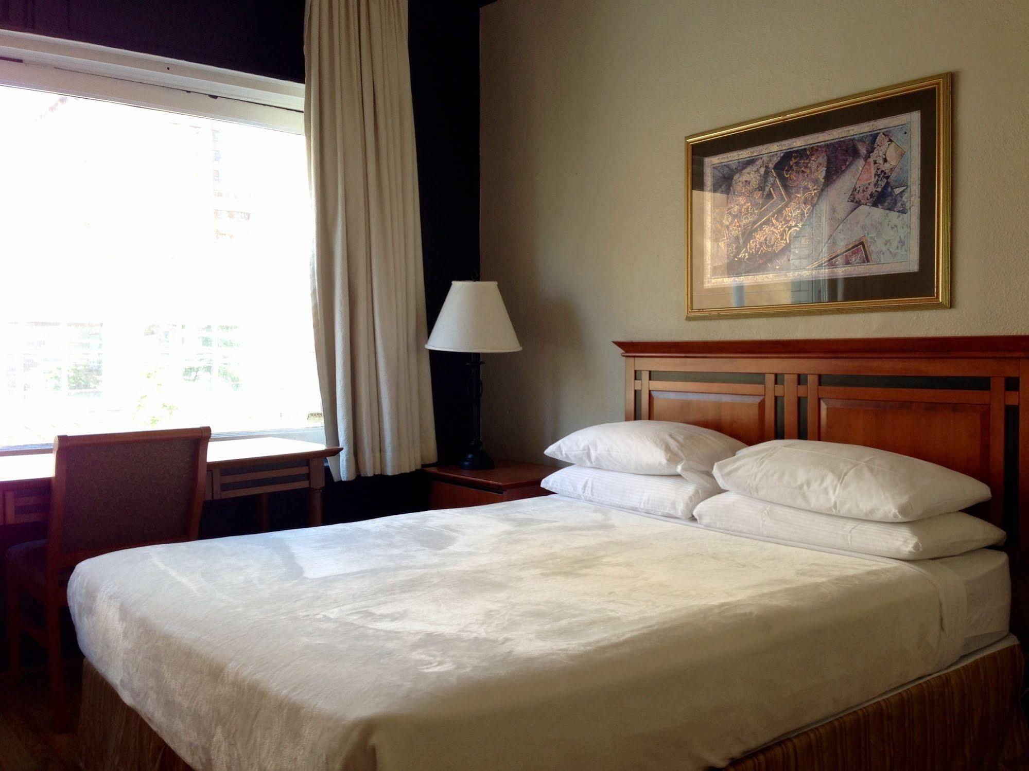 Hotel Ambassador Βανκούβερ Εξωτερικό φωτογραφία